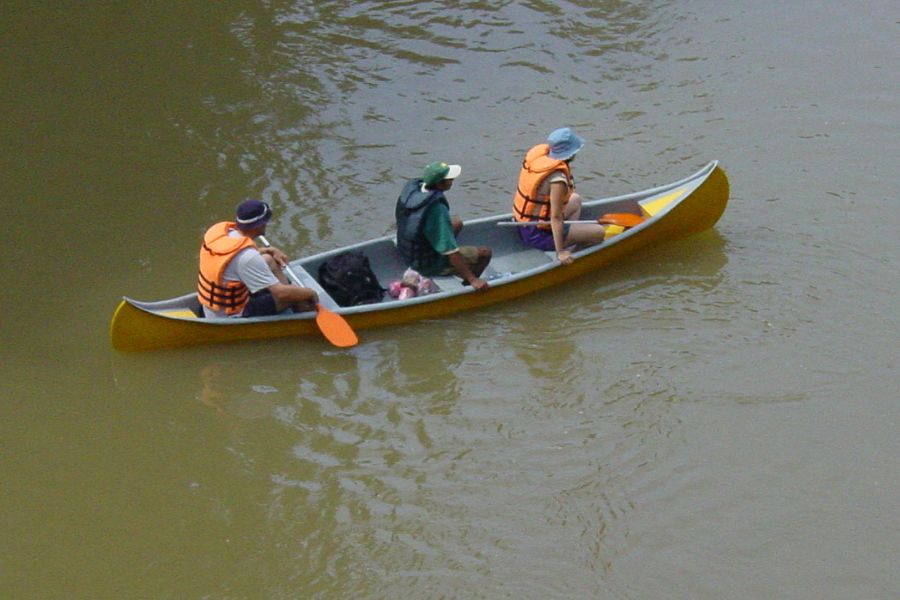 Experiencing canoeing at Mahaweli river